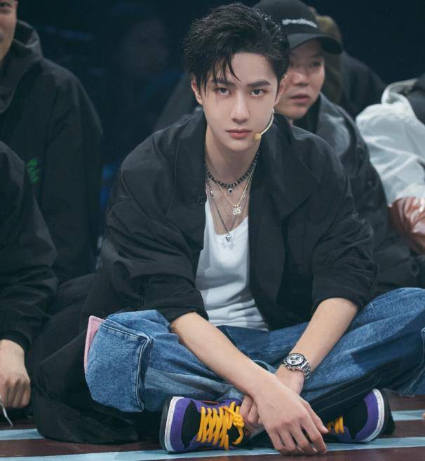 官宣|大张伟又一档音综官宣，看到节目嘉宾，网友喊话希望他带上一博！