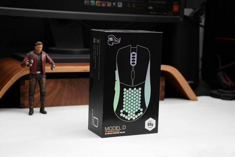 奥丁无线版来了,对标狗屁王2代,GLORIOUS MODEL D WIRELESS开箱