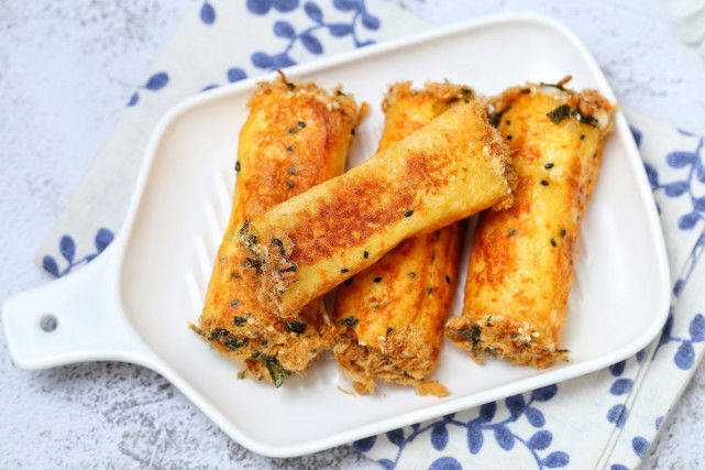 时间|把剩吐司做成营养早餐，一口平底锅就能搞定，细腻美味浓郁拉丝！