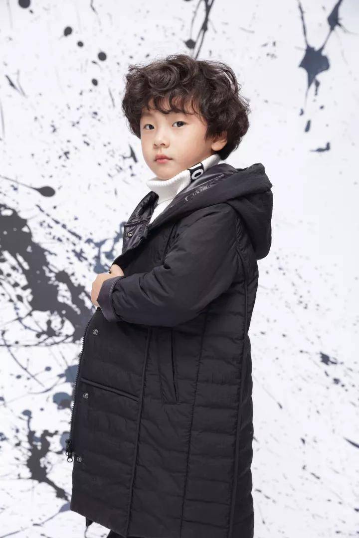 黑色 浙江趣欣童科技有限公司 | 保暖又有型,萌娃冬季穿衣指南get起!