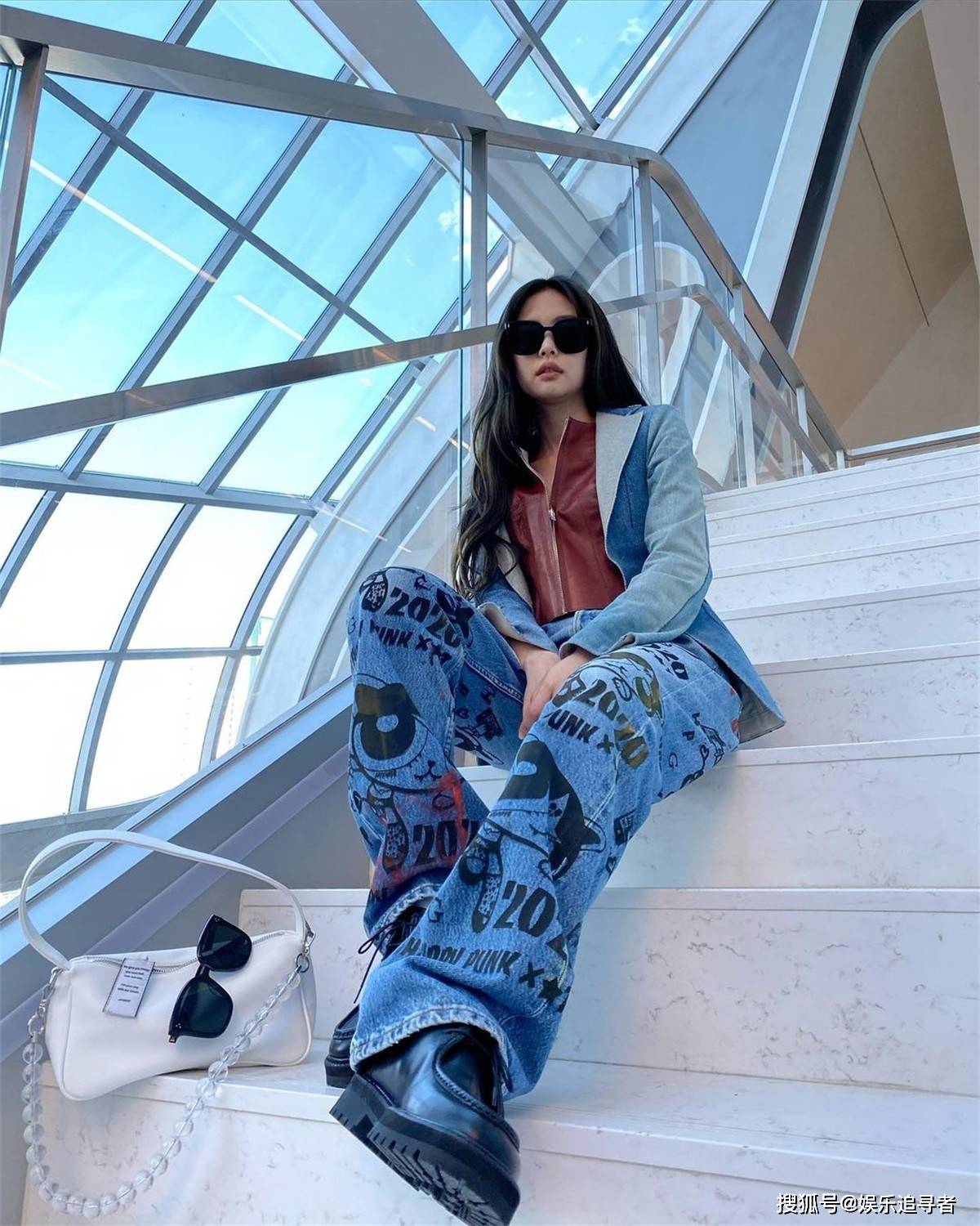 系列 韩媒选出BLACKPINK Jennie的三大最佳时尚造型，你认为如何？