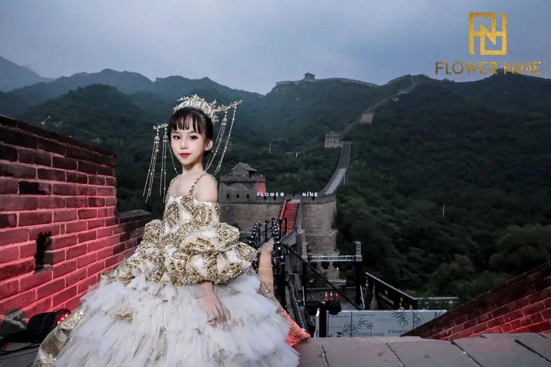 国际 【秀场活动】2022长城国际时尚周丨盛装打扮,去长城赴约