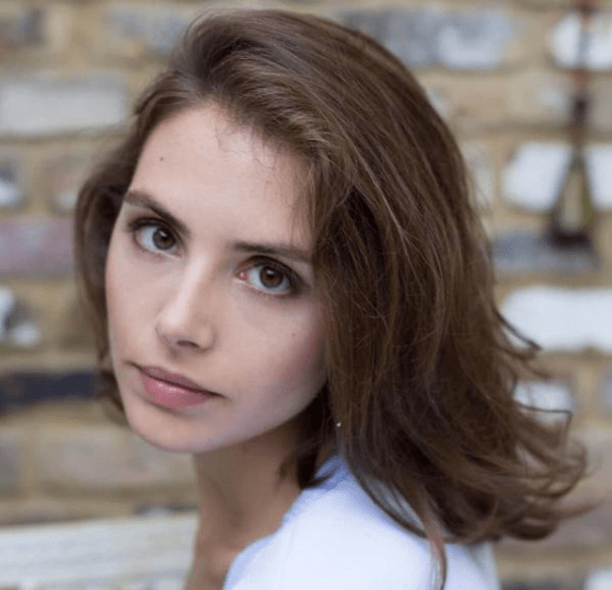 因为|《哈利波特》电影中出场6部的角色，换了4位演员，有一位很惊艳