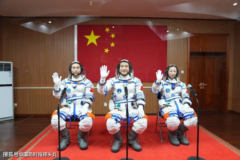 SpaceX|差距！中国航天见证历史性一步，美国SpaceX“龙飞船”却发生漏水事故