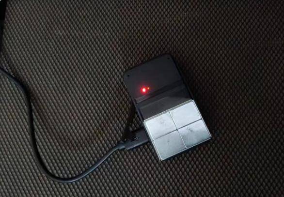 河北一女子跟情人到野外幽会,丈夫监听后赶到,他冲动行为酿惨剧_张某