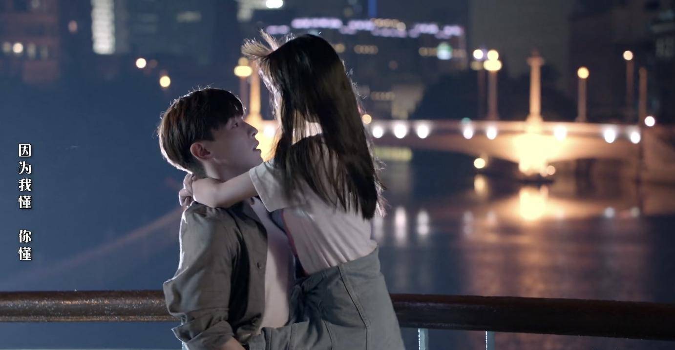 程真真|“考拉抱”别硬加，杨紫李现一抱甜到齁，他们一抱尬到你发慌