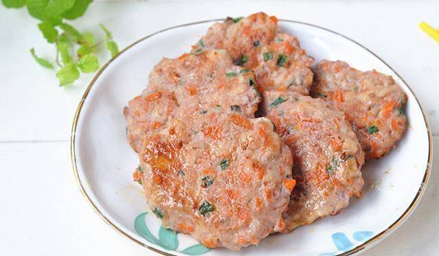 煎饼|猪肉太贵，早餐煎饼新做法，比肉饼更营养！细嫩爽口好消化，香！