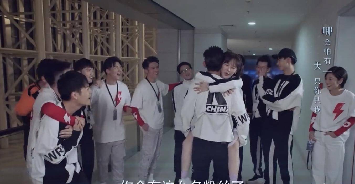 程真真|“考拉抱”别硬加，杨紫李现一抱甜到齁，他们一抱尬到你发慌