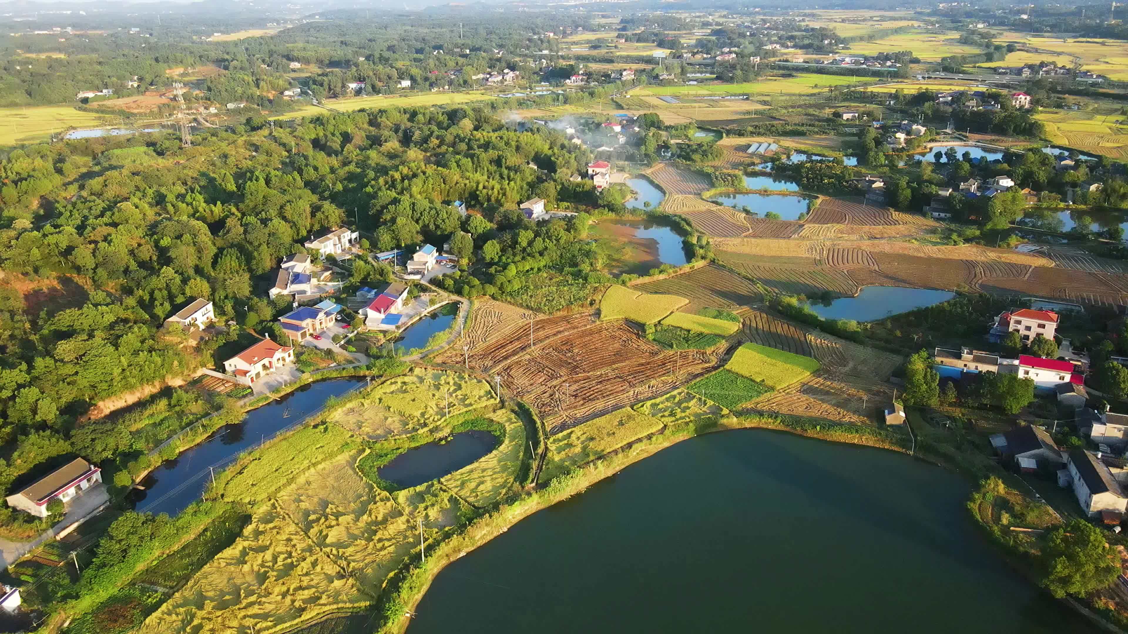 湖南长沙丘陵地区建个小别墅还是不错的这个环境位置养生之所