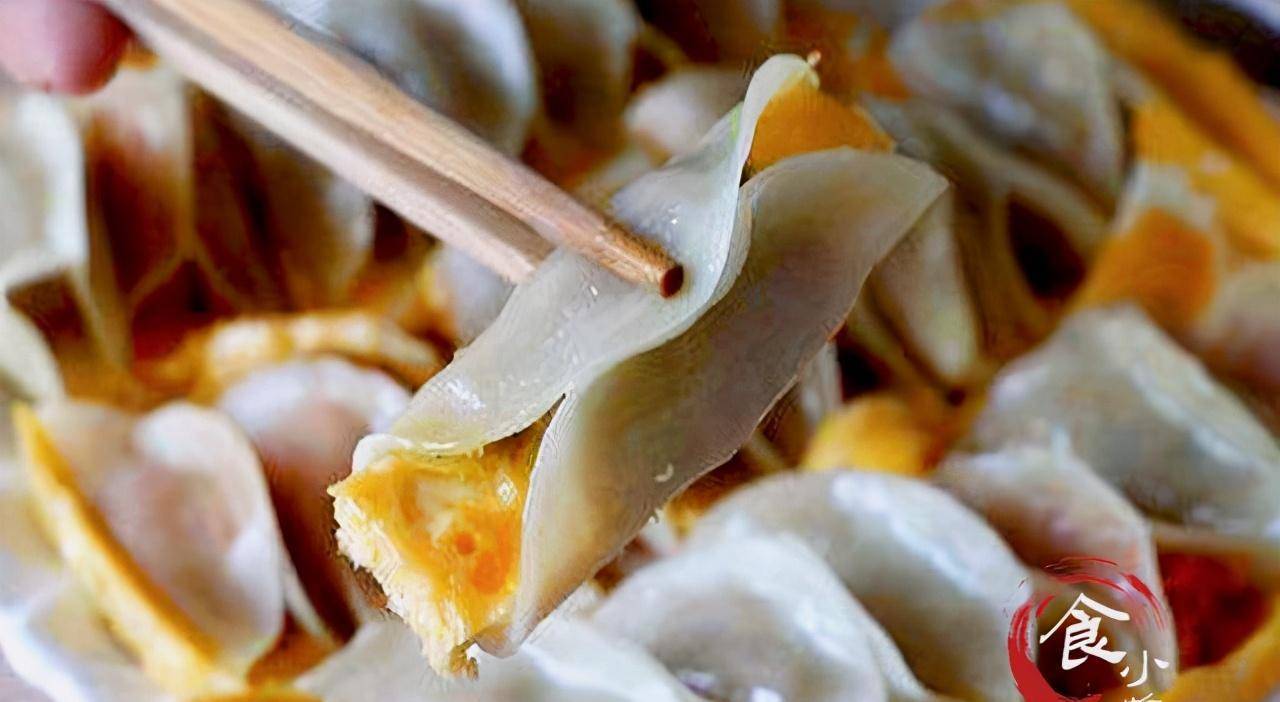 莲藕|全家都爱吃的莲藕鲜肉锅贴,提前包好冻起来,早上10分钟搞定早餐