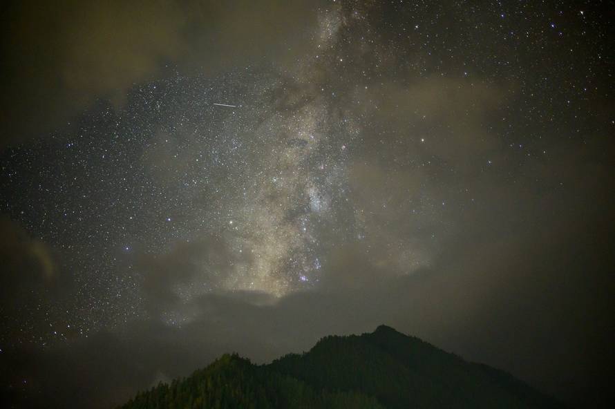 尼康Z 40mm f/2镜头评测：定义入门标头新标准