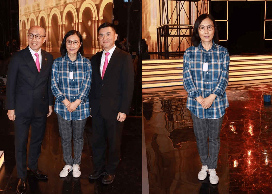 蓝色 汪明荃还是不硬凹少女的时候美，穿衬衫优雅大气，蓝色也好适合她