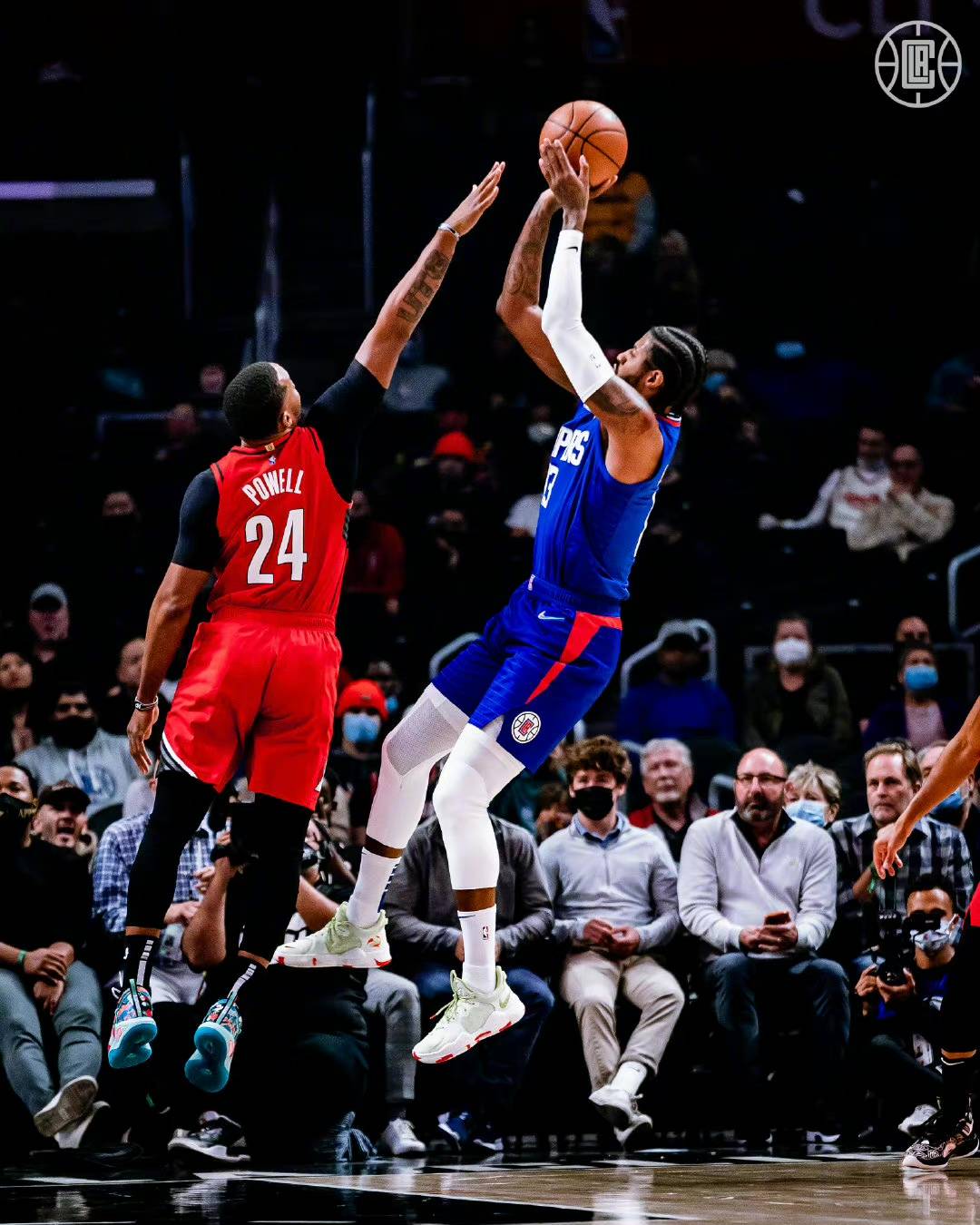 乔治21 9 利拉德25 6 雷吉23 5 快船力克开拓者_中三