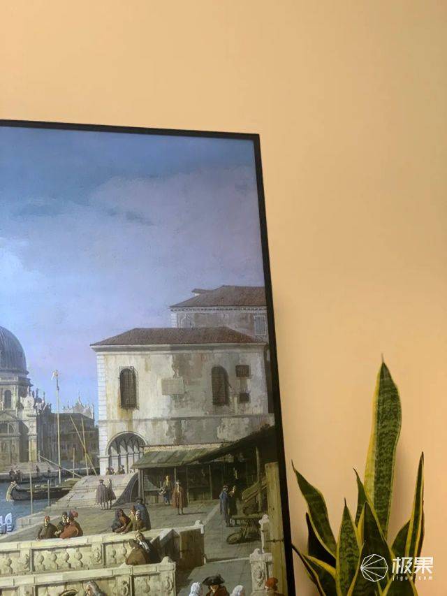 时尚博主的灵感之光！荣耀智慧屏X2：开机秒入画精致度满分