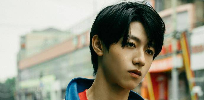 节目组|朱志鑫参加《导演请指教》,TF家族三代团开始发力,但困难重重