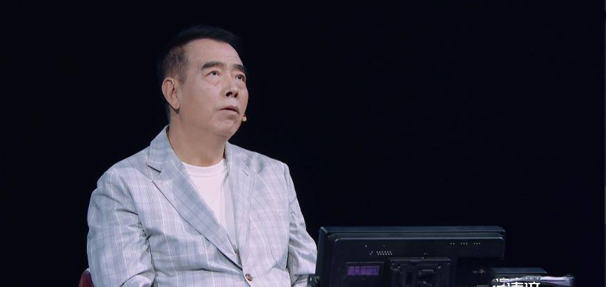 演技|张雪迎模仿紫霞眨眼被吐槽，综艺翻拍是重现经典还是东施效颦？