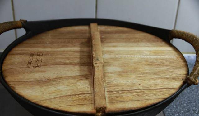 网友|天气太热,就做了一个菜,有荤有素一锅出,网友:这妈妈会偷懒