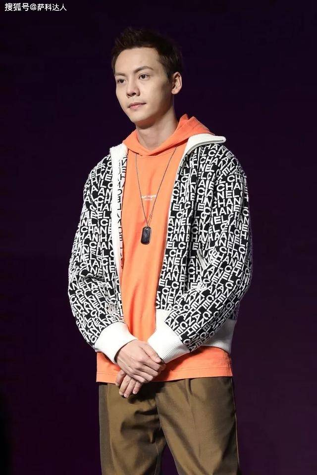 陈伟霆 同样是基本款，为何别人穿得更出众？可以学学陈伟霆的色彩搭配