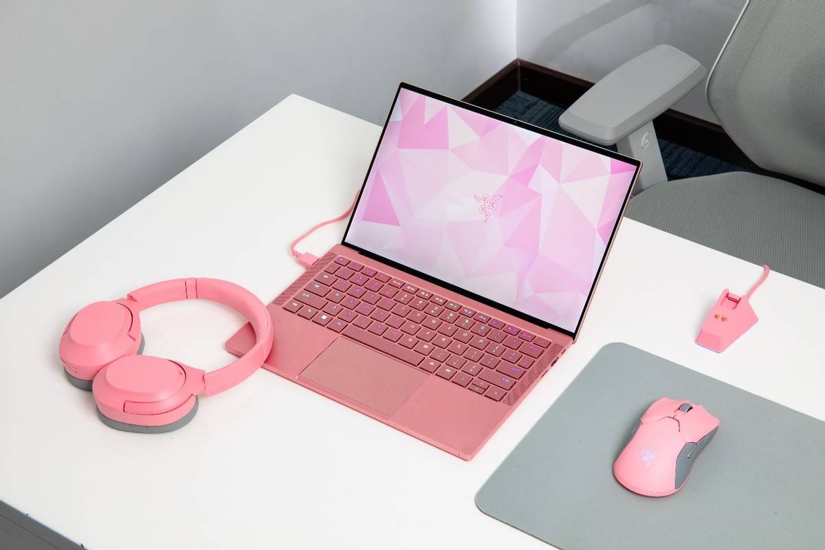 razer book粉色笔记本:给职场中的自己,加点颜色_认证