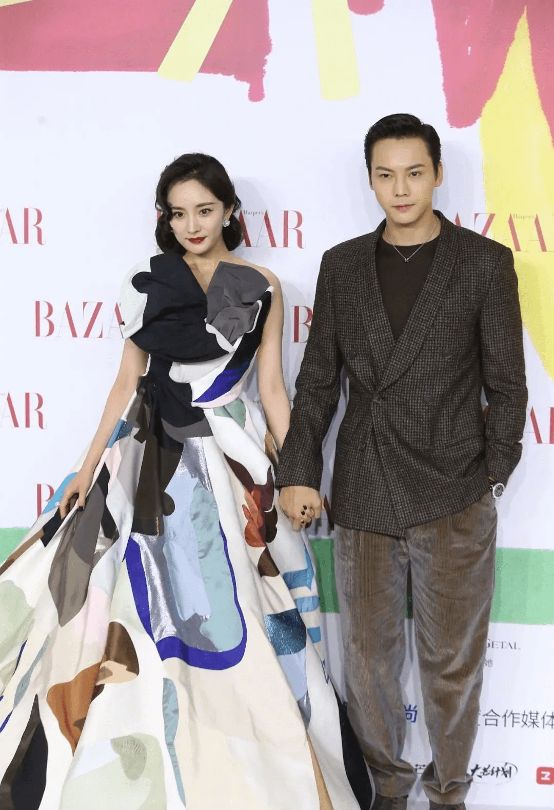 鱼尾 芭莎红毯:宋茜好惊喜、杨颖这次没得说,周笔畅和杨幂穿了个啥?