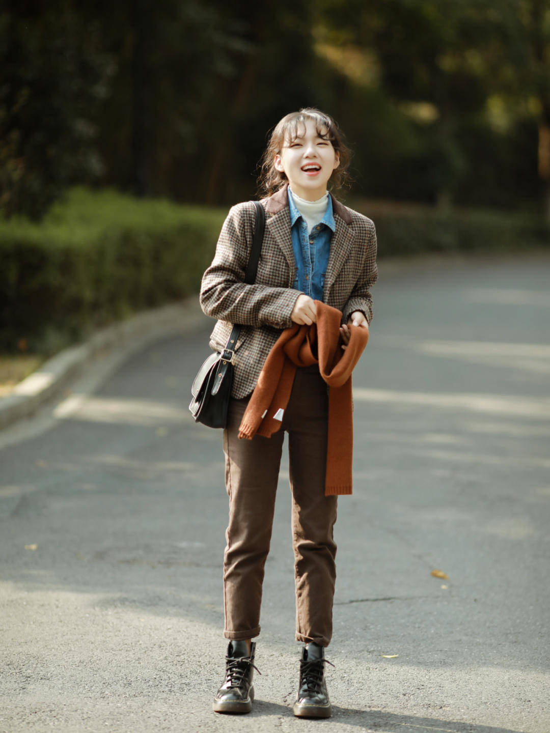 羊羔 普通女生冬天怎么穿才洋气?看看这些穿搭造型,日常实用又显气质