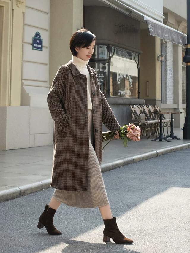 高个子 冬天变美小心机，搭配短靴显气质，轻松赢得美人心的时尚好物