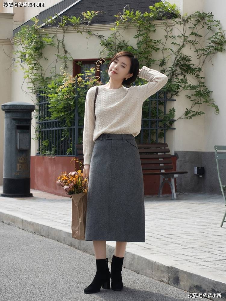 颜色 普通人怎样穿毛衣才显贵?时髦精的搭配分享来了,高级到骨子里