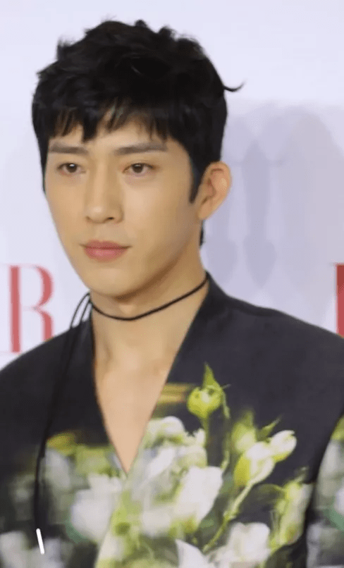 鱼尾 芭莎红毯：宋茜好惊喜、杨颖这次没得说，周笔畅和杨幂穿了个啥？