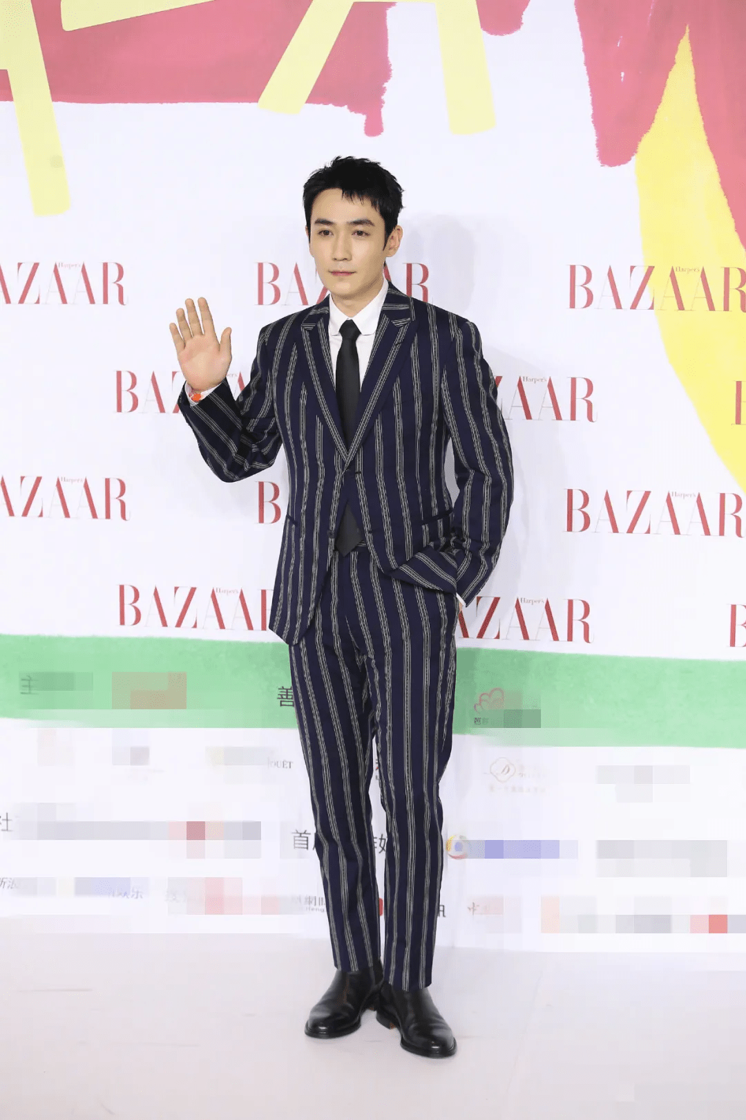 鱼尾 芭莎红毯：宋茜好惊喜、杨颖这次没得说，周笔畅和杨幂穿了个啥？