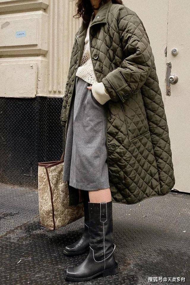 腰带 别再跟风加拿大鹅了,今冬流行的还有绗缝棉衣,4个技巧远离土气