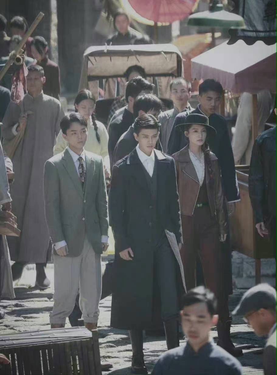 黑色 任嘉伦和李沁，合作的新剧《请君》