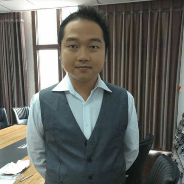 周星驰|就是这位年轻人,周星驰只给他45秒表演,他却凭一句台词火了17年