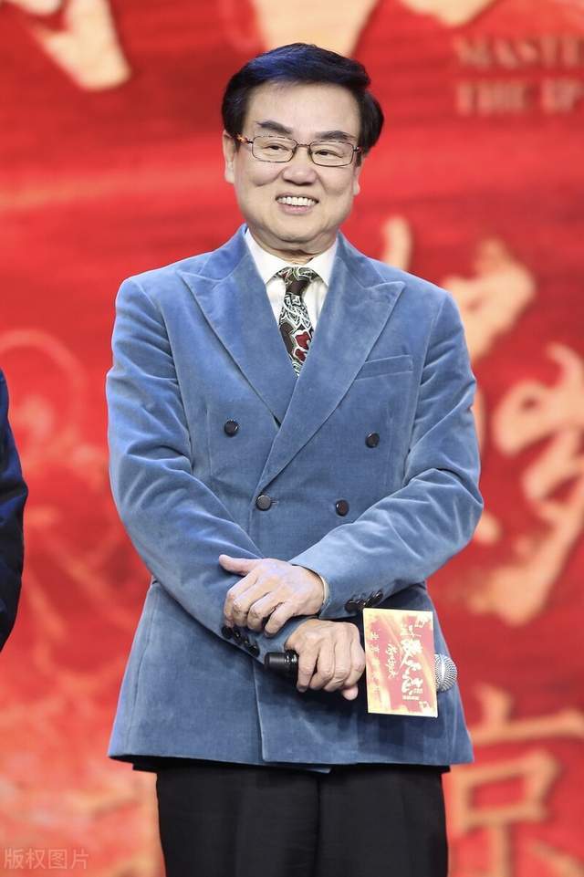 生活|黄百鸣的真爱情史，放弃纸醉金迷的生活，陪妻子抗癌15年终获成功
