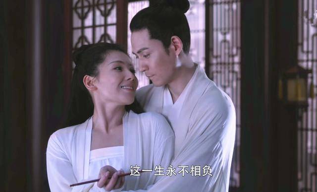 李少红|首播热度冲上第二，42岁刘涛强行扮嫩，她凭什么能打败马思纯？