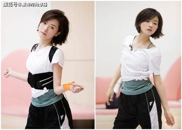 带着 万茜受伤后更会穿了，披格纹西装气场全开，脚上尖头短靴时髦高级