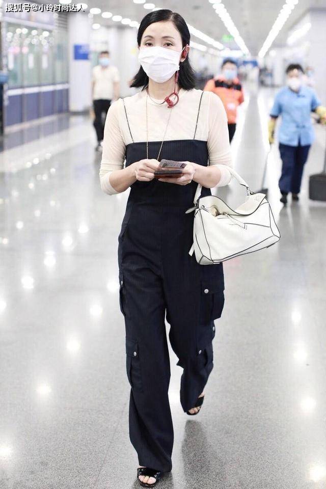 罗意威 陶虹终于高调一回，工装连体裤配油头知性优雅，尽显大气御姐范