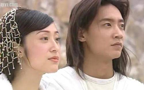 白甜|重温《水月洞天》，才发现，尹天雪才是世家大小姐人设天花板