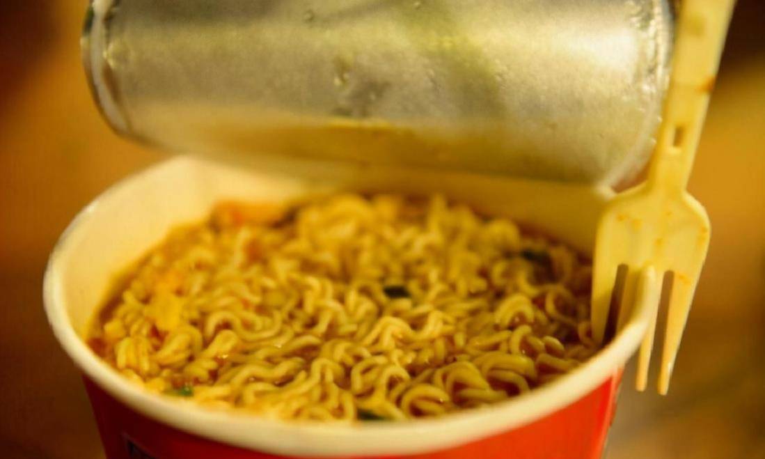 空腹|宁可让孩子早上空腹，这3种早饭也不要给娃吃，有害无益