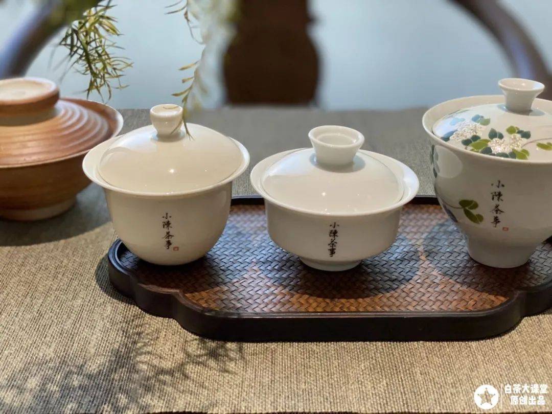 知识科普|同是茶具，为什么盖碗和紫砂壶泡白茶，滋味差别这么大？