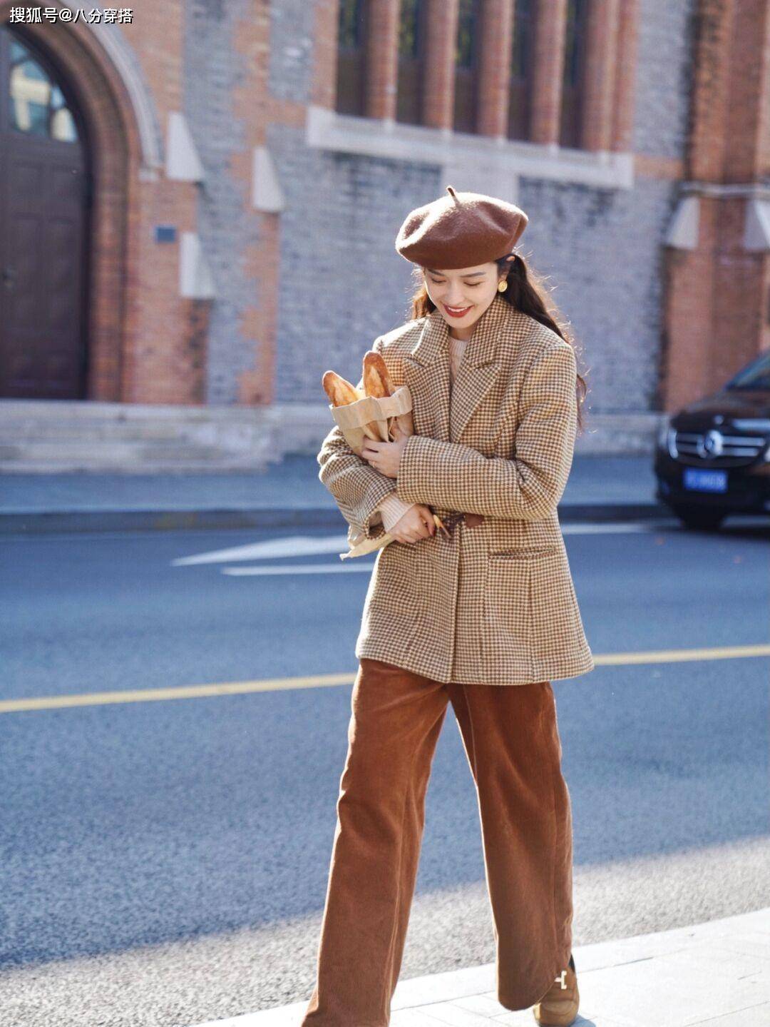 整体 谁说职场穿搭只能严肃？看看这些“毛呢西装”，知性简约又洋气