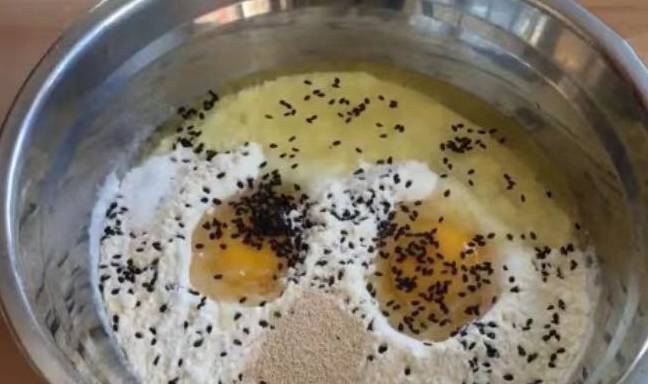 做法|面粉别只会蒸馒头了，换种做法，孩子超爱吃，我三天两头做一次