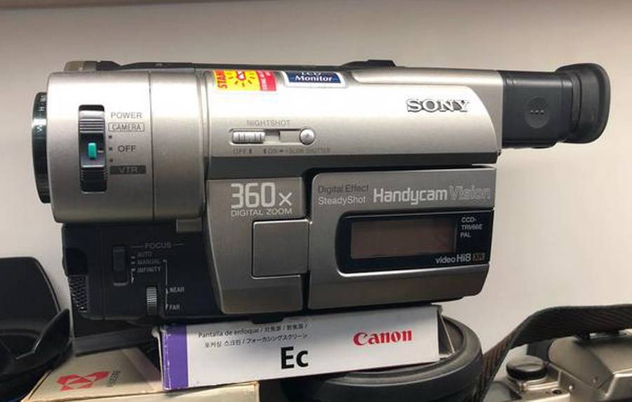 二手相机店见闻：日本好相机与骗子相机，有人套现有人甩卖摄像机