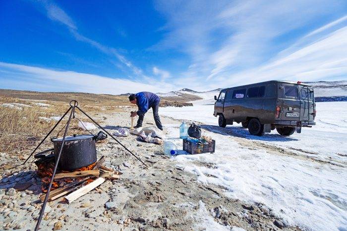 原创蒙古、俄罗斯见闻|睡蒙古包被冻醒，贝加尔湖的绝色美景很震撼