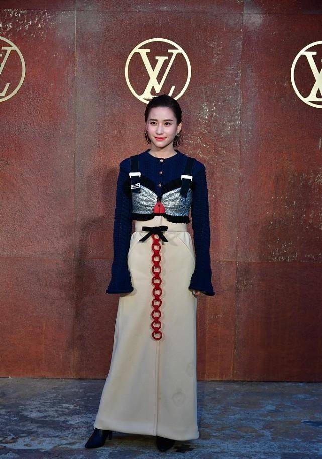 舒淇 LV大秀：大花刘嘉玲、章子怡、舒淇气质仍出众，刘亦菲皮裤出彩