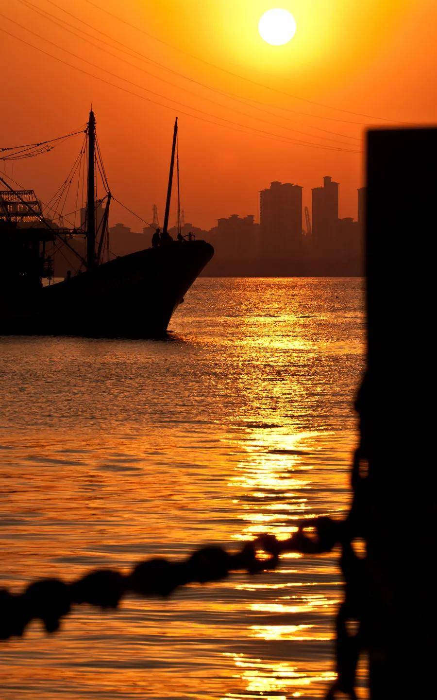 安庆图鉴|日落下班前,我要去见它