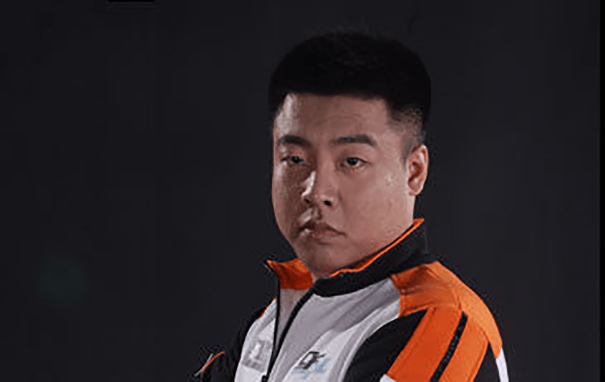 从网吧走出的电竞传奇,用实力征服cf观众,和sky同批进入名人堂_马哲