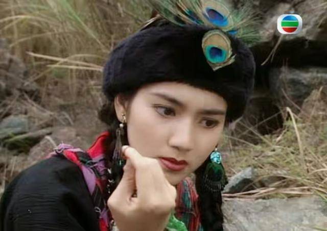 曾华倩 异域扮相好看的古装美人，只服这20位，辨识度高不说还灵气逼人