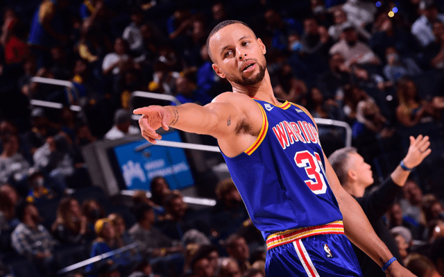 历史纪录|库里一数据创NBA历史纪录，2021年有望投中500记三分球？