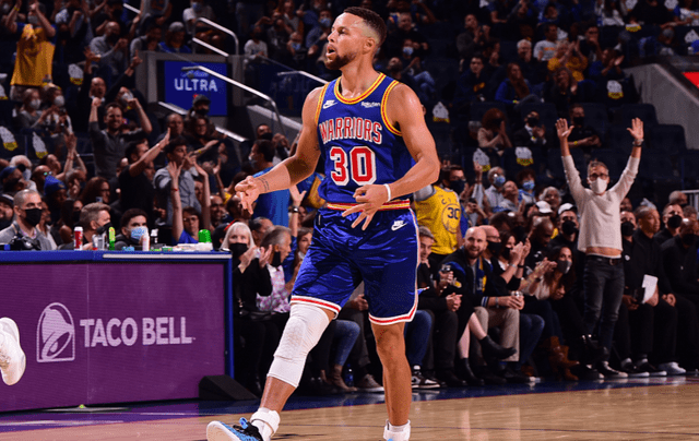 历史纪录|库里一数据创NBA历史纪录，2021年有望投中500记三分球？