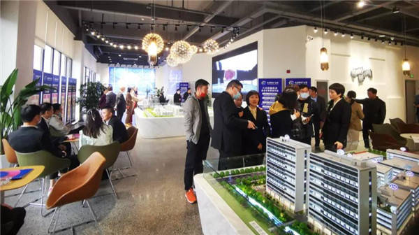 8万方体量，60万方服装工厂群！杭派服饰产业园四期重磅亮相海宁